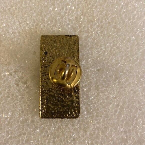 Vintage MCM Floral Design Rectangular Gold Tone Lapel Pin - Picture 2 of 2